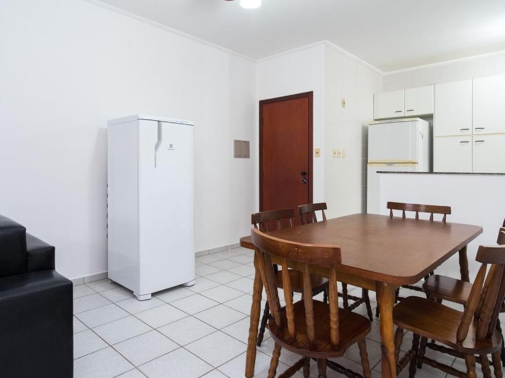 אובטובה Apartamento Espacoso Com Ar Condicionado E Wi-Fi, A 100 Metros Da Praia - Edificio Estoril מראה חיצוני תמונה